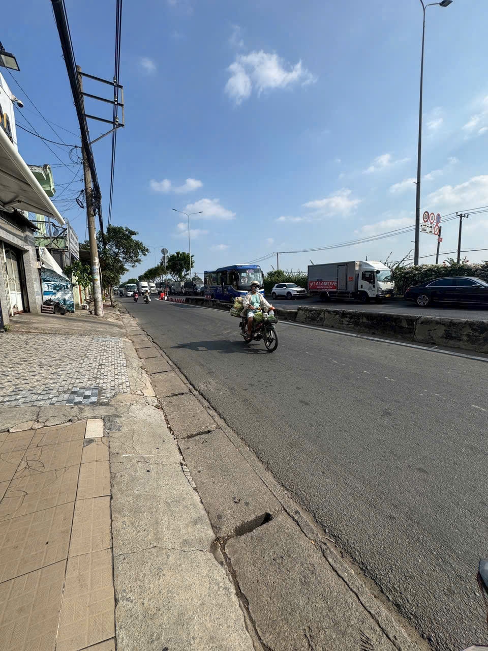 HÀNG CÒN CHINH CHỦ - 2 MẶT TIỀN QL22 – THỊ TRẤN HÓC MÔN – 5x40M – CHỈ 12 TỶ 15989444