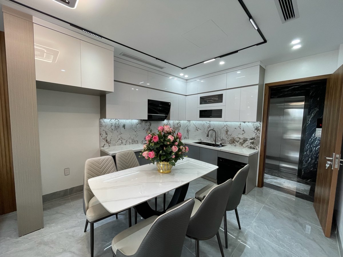 BÁN NHÀ MỚI 6 TẦNG- THANG MÁY-FULL NỘI THẤT Phố Đàm Quang Trung- Long Biên 55m2 X 11.8 Tỷ. 15989467