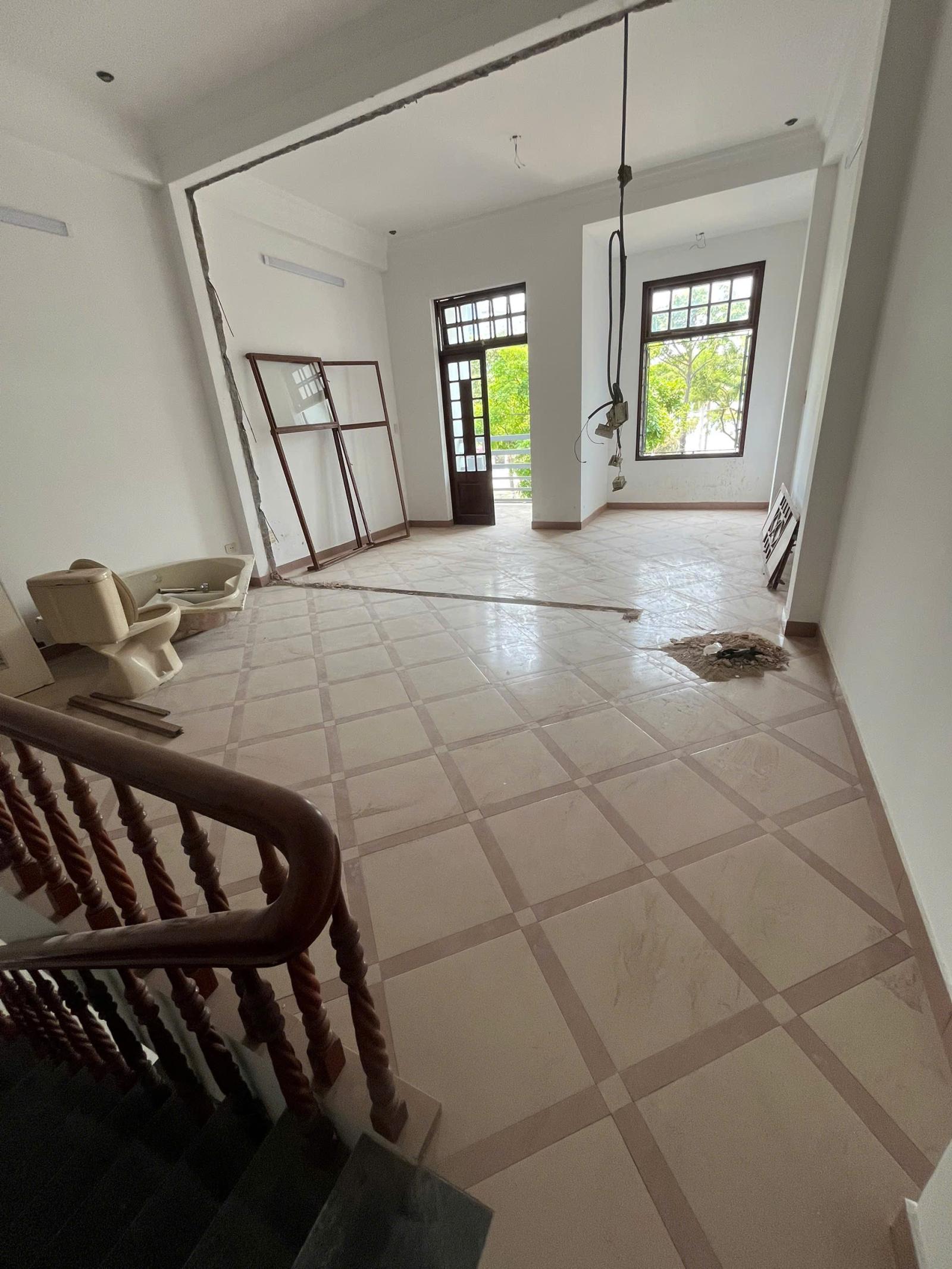 CHO THUÊ MẶT BẰNG NGUYÊN CĂN – VỊ TRÍ ĐẸP TRUNG TÂM  Địa chỉ: 321 Trần Hưng Đạo ngày sát cầu sông 15989492