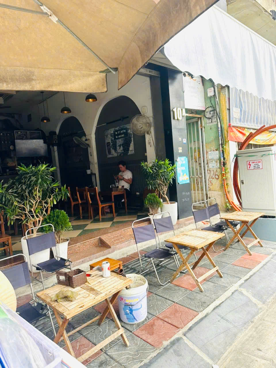 DO THAY ĐỔI CÔNG VIỆC, MÌNH CẦN SANG NHƯỢNG LẠI QUÁN VIP COFFEE TẠI SỐ 10A LÊ LỢI, PHƯỜNG MÁY TƠ, 15989535