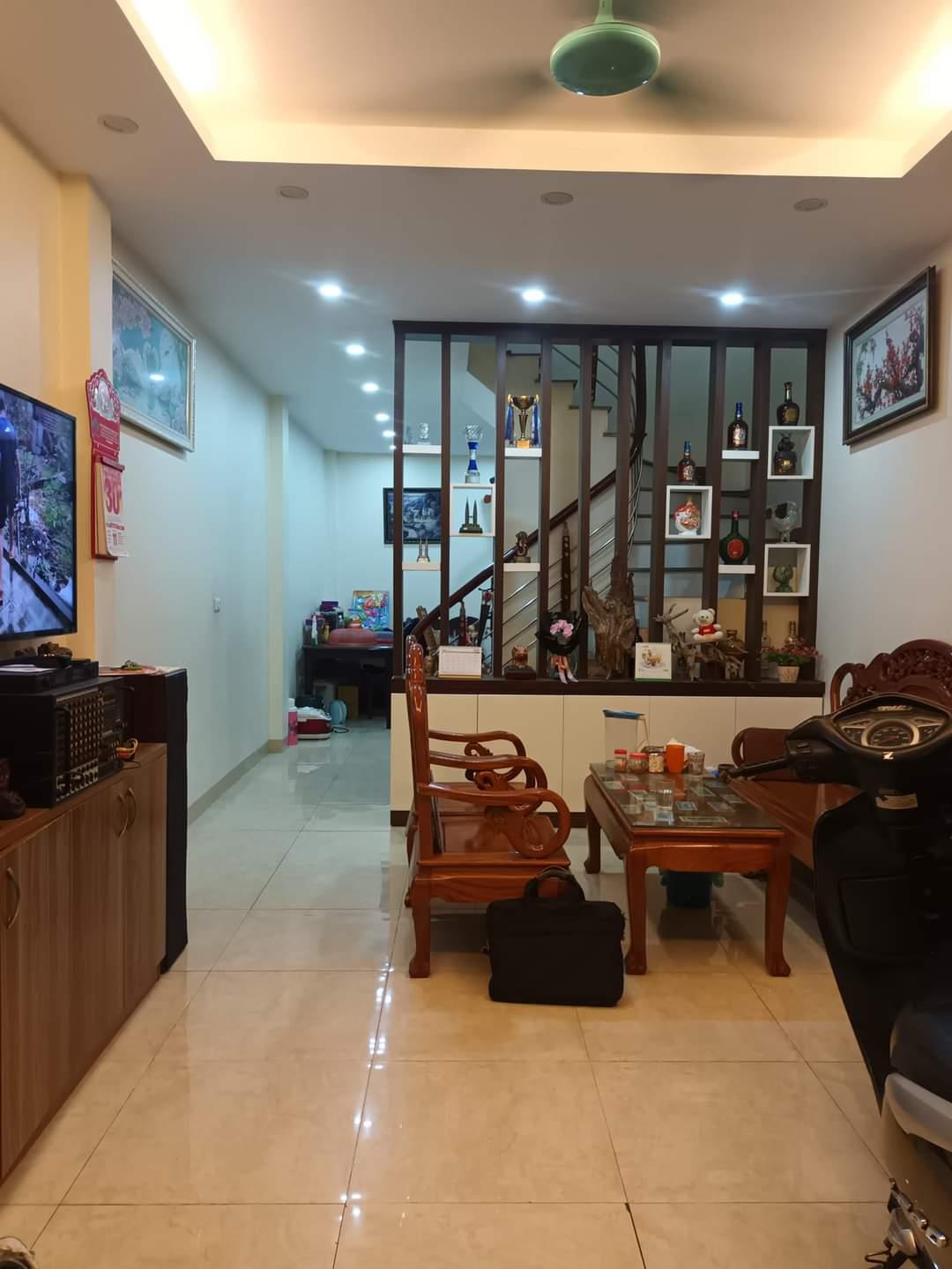 BÁN NHÀ SÀI ĐỒNG LONG BIÊN HÀNG XÓM AEON VINHOME Ô TÔ ĐỖ SÁT NGÀY ĐÊM CHỈ HƠN 6 TỶ 15989548