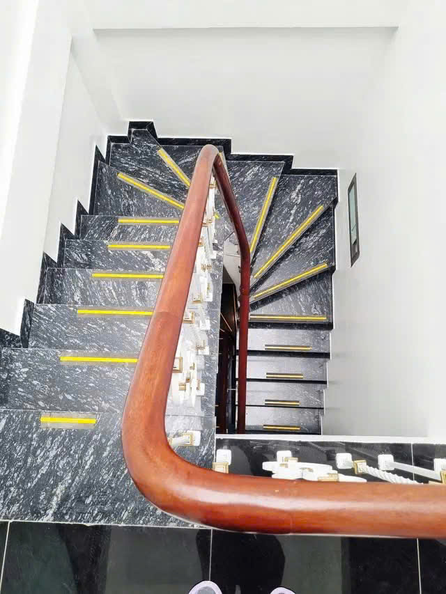 NHÀ ĐẸP LÕI TRUNG TÂM - TIỆN ÍCH NGẬP TRÀN - SÁT CÁC TRƯỜNG ĐẠI HỌC LỚN 15989568