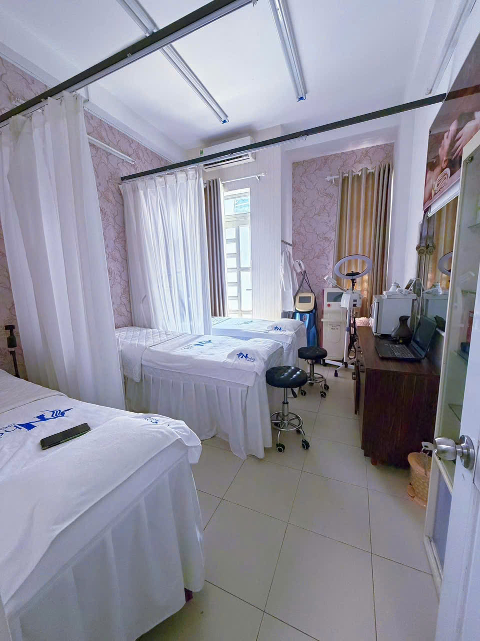 SANG NHƯỢNG SPA TÂM HUYẾT – HOẠT ĐỘNG ỔN ĐỊNH 7 NĂM - MẶT TIỀN ĐƯỜNG LÊ VĂN THỌ, GÒ VẤP 15989599