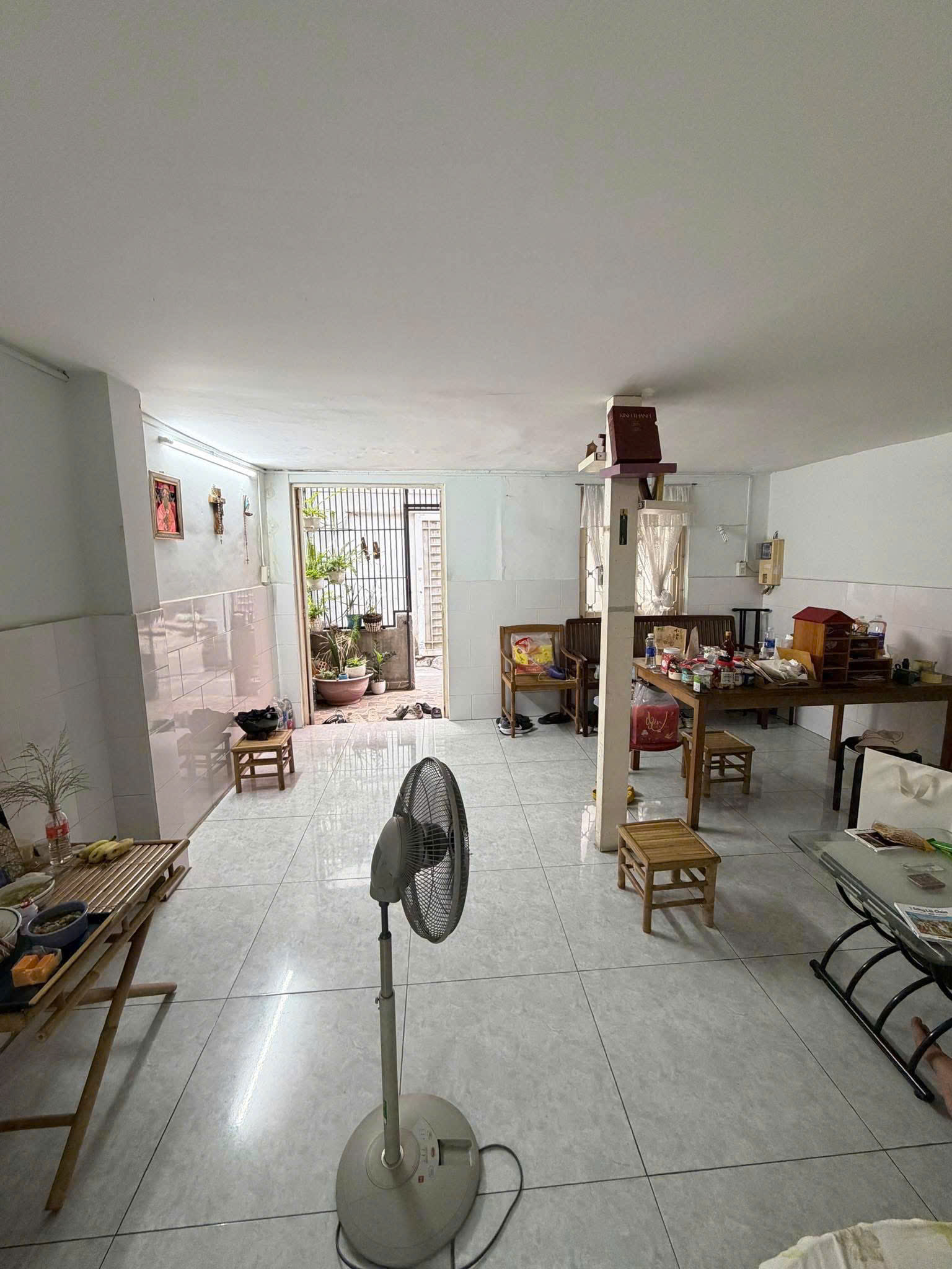 Bán nhà Hẻm 4m Phan Xích Long, ngay Bệnh viện Hoàn Mỹ, 93m2, 5,5x17m, Cấp 4, 11,5 tỷ. 15989670