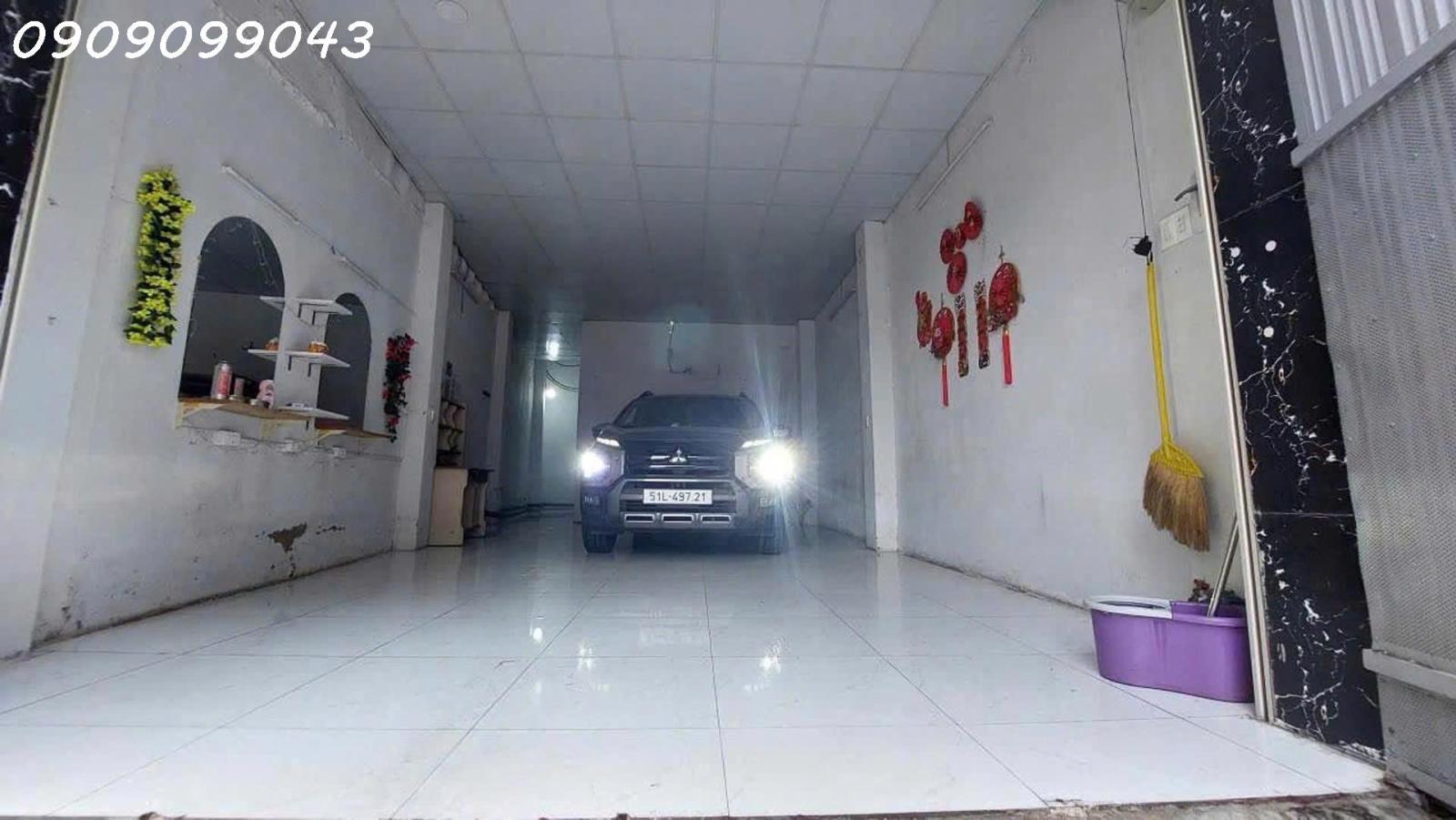 🚘🏡 NHÀ C4–HXH XE NGỦ TRONG NHÀ
TTN-PHAN VĂN HƠN-TRƯỜNG CHINH. 15989682