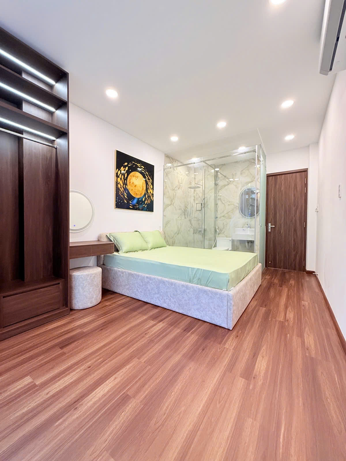 Mặt Tiền Tân Bình - P2 - Nhà Mới 3PN - Đầy Đủ Nội Thất - Nhỉnh 7 Tỷ
 15989685