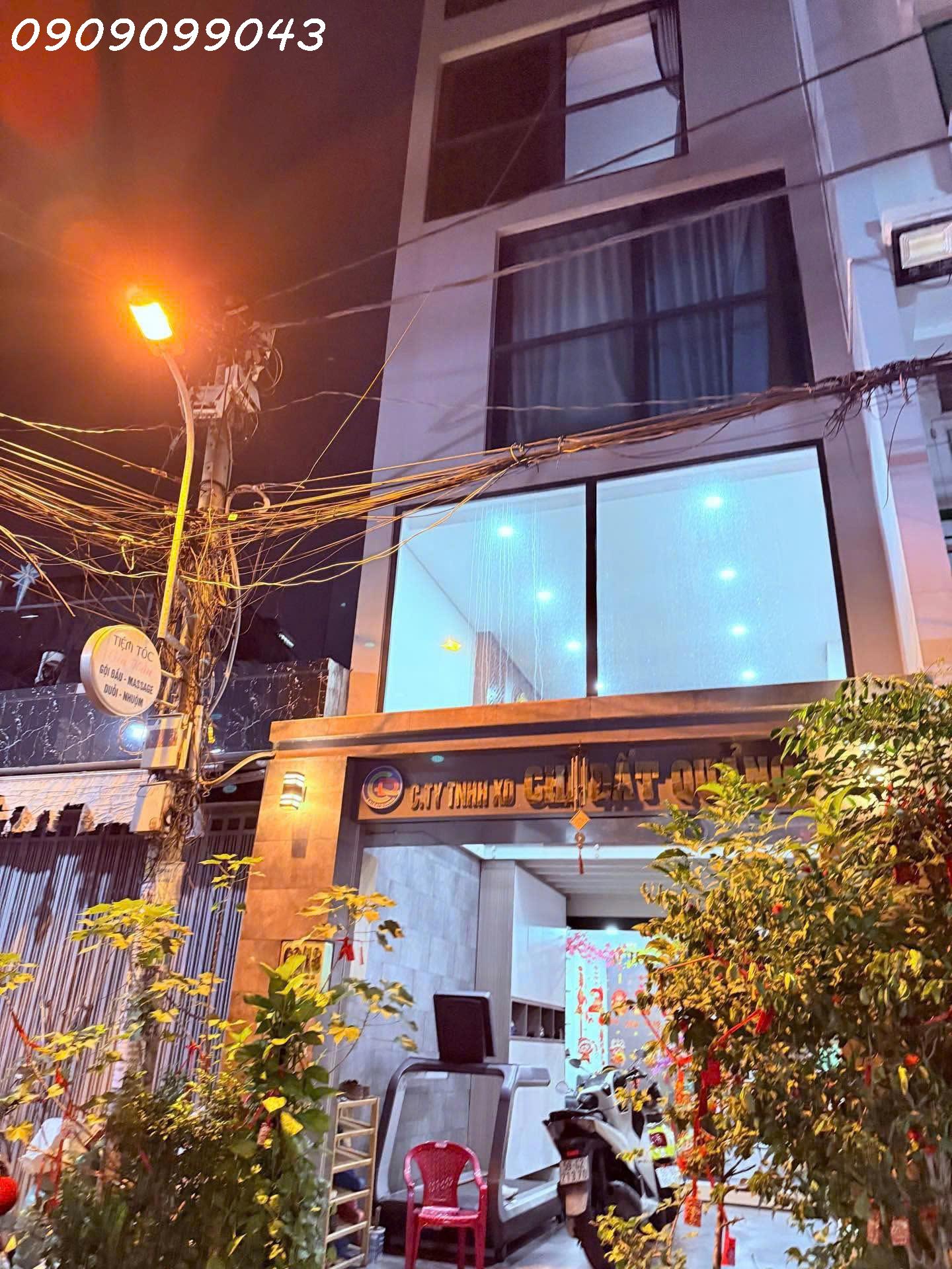 🚘🏡 NHÀ C4–HXH XE NGỦ TRONG NHÀ
TTN-PHAN VĂN HƠN-TRƯỜNG CHINH. 15989689