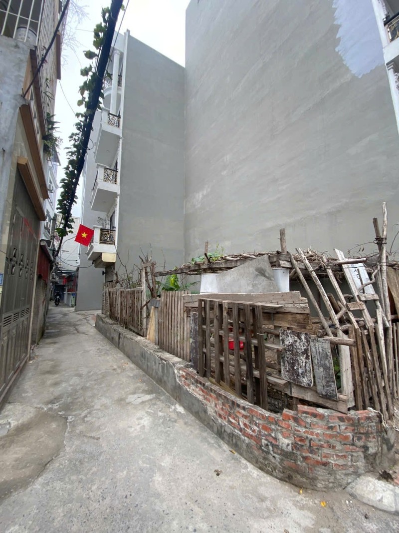 🌟 ĐẤT LÔ GÓC ĐỨC GIANG – LONG BIÊN
Ô tô tránh – nở hậu – vị trí đẹp 15989692