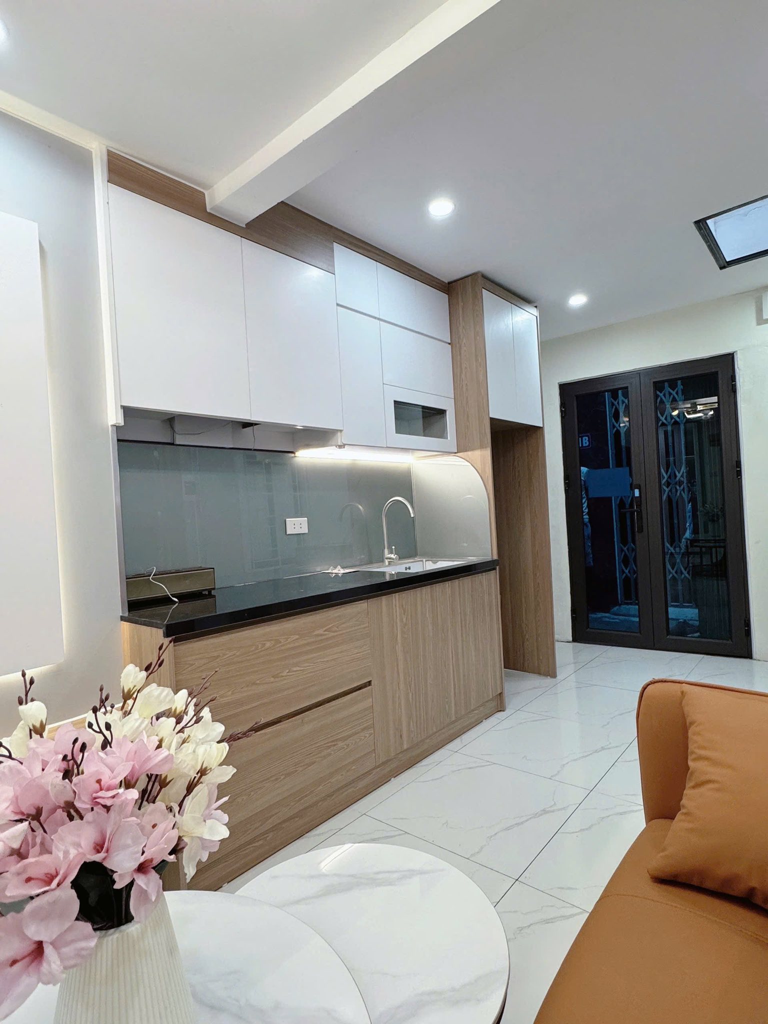 🔅 NHÀ B10 TẬP THỂ PHƯƠNG MAI, ĐỐNG ĐA 20/55M2 TẦNG 1 2PN + 2VS, CHỈ 3.95 TỶ 🔅 15989725