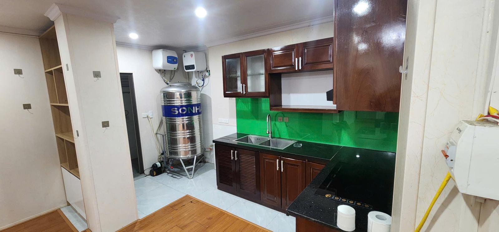 Cho thuê căn hộ Tập thể Nguyễn Trãi, 90m2, 3 ngủ, 2 vệ sinh, 11 Triệu vào ngay 15989729
