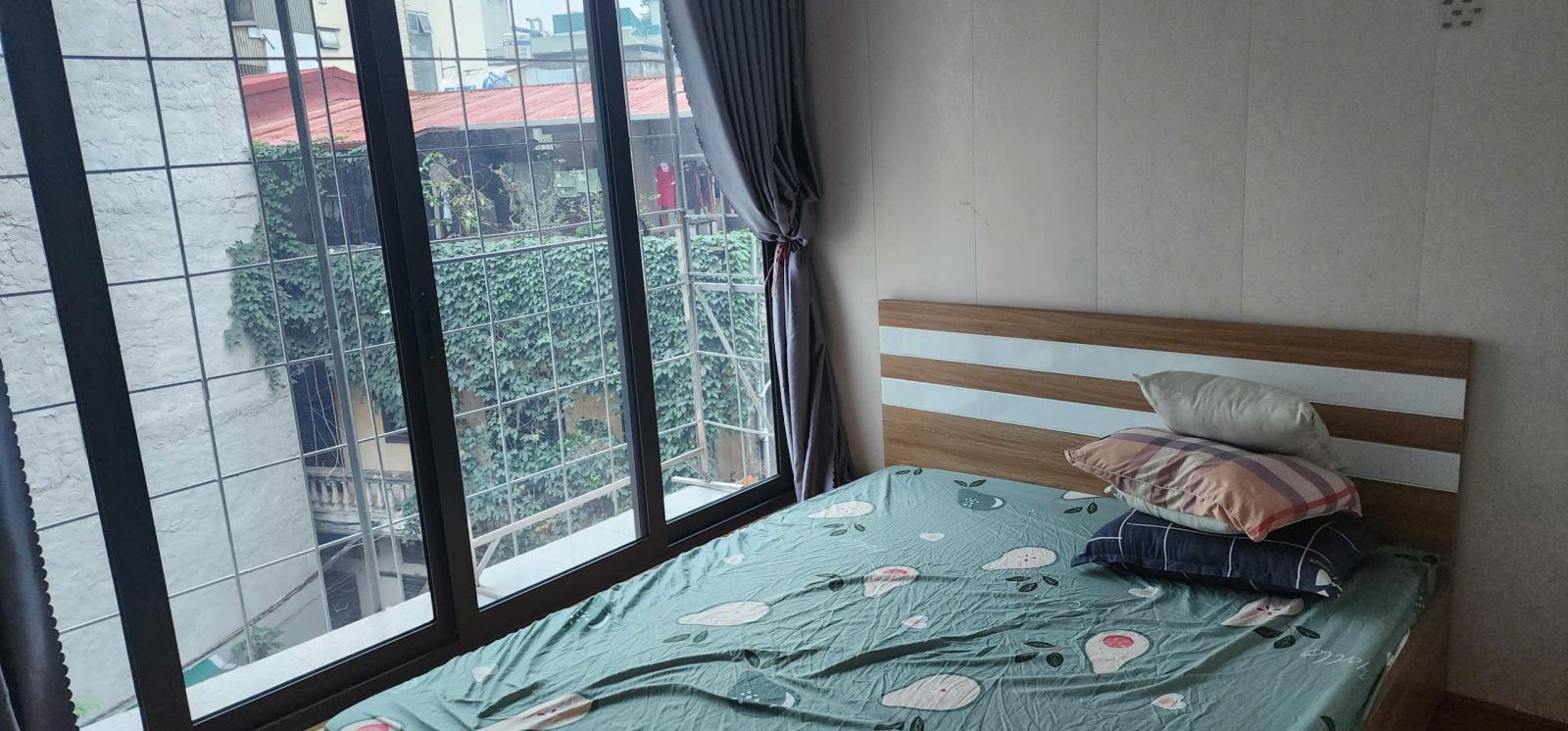 Cho thuê căn hộ Tập thể Nguyễn Trãi, 90m2, 3 ngủ, 2 vệ sinh, 11 Triệu vào ngay 15989729
