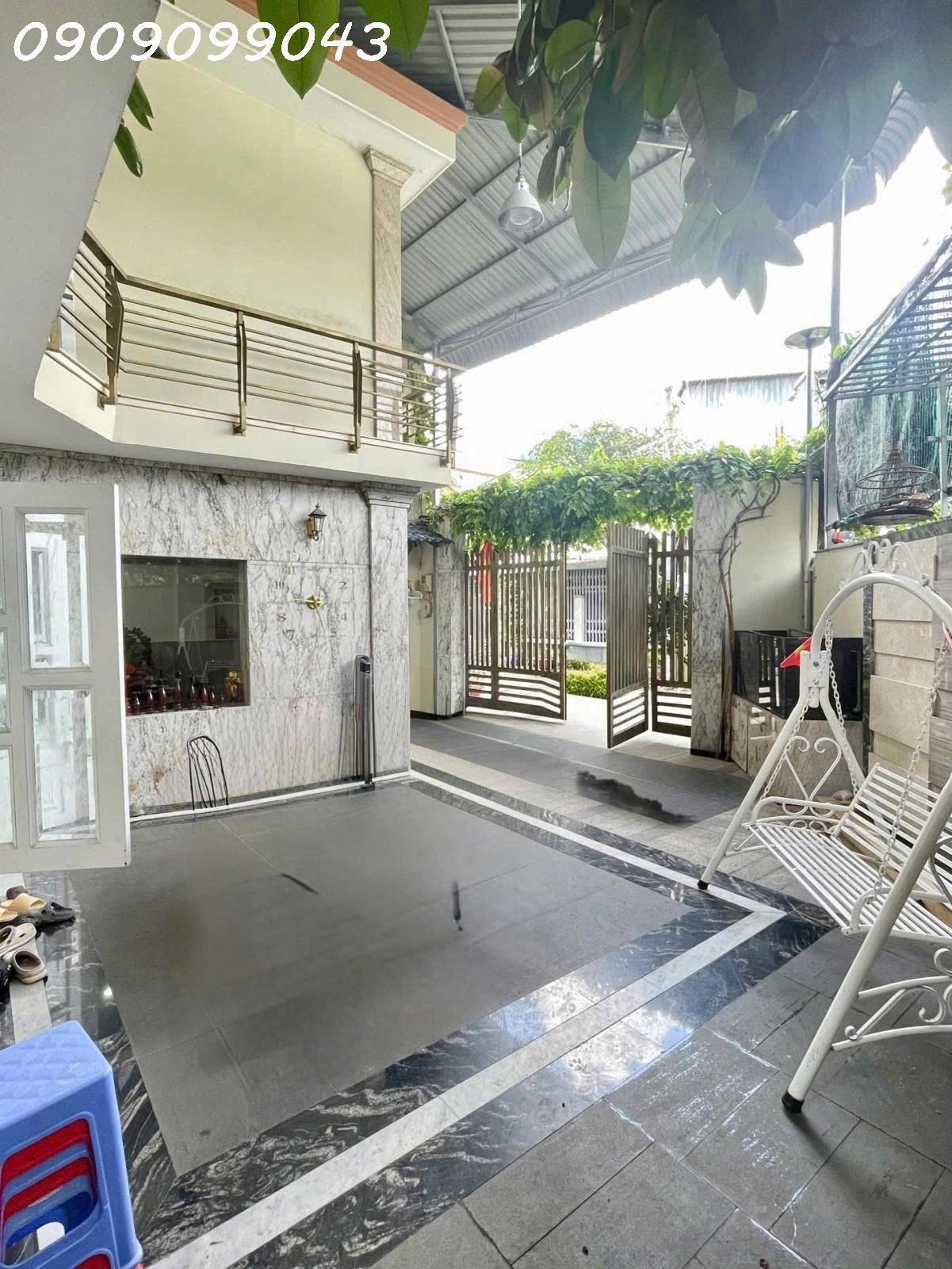 🏠SÁT MẶT TIỀN TIỀN PHAN VĂN HỚN-145M2
PHÙ HỢP XÂY BIỆT THỰ-NGANG KHỦNG 8M NỞ HẬU 15M 15989735