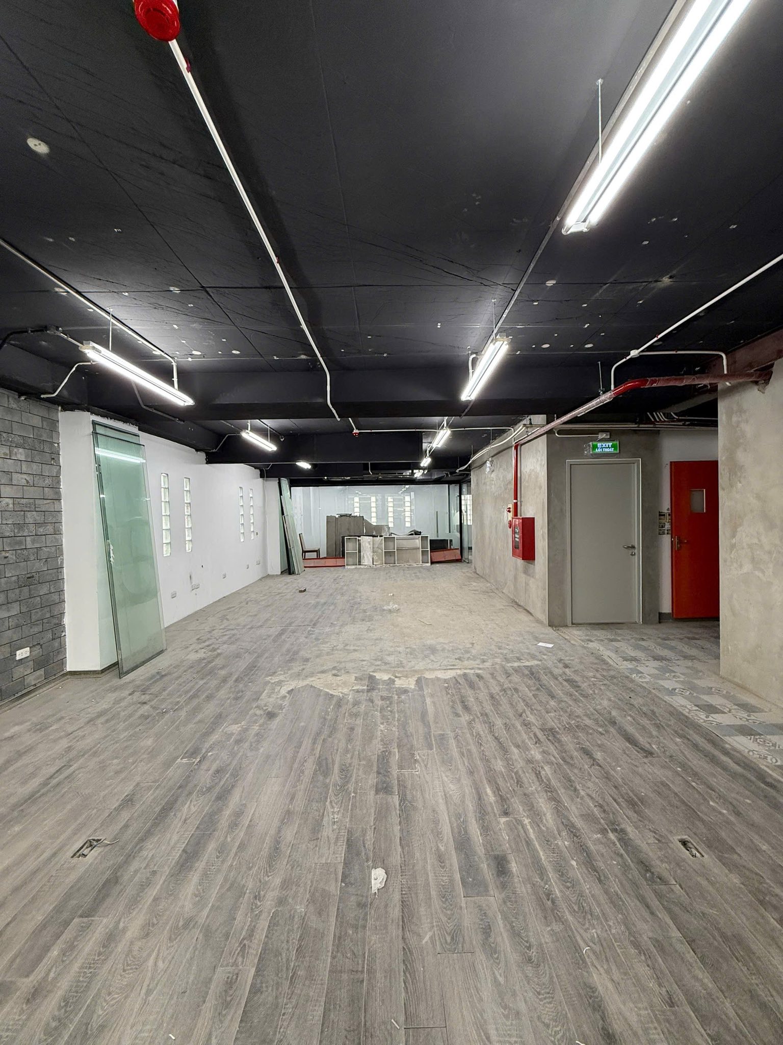 🔅 MẶT PHỐ ĐÊ LA THÀNH, ĐỐNG ĐA 165M2 11 TẦNG MT SIÊU ĐẸP 9M, GIÁ CHỈ 90 TỶ 🔅 15989737