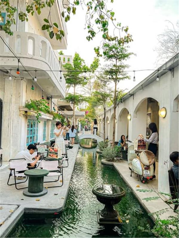 Nhà MT Đường Dương Quảng Hàm Quận Gò Vấp Phường 06 Cũ. 15989749