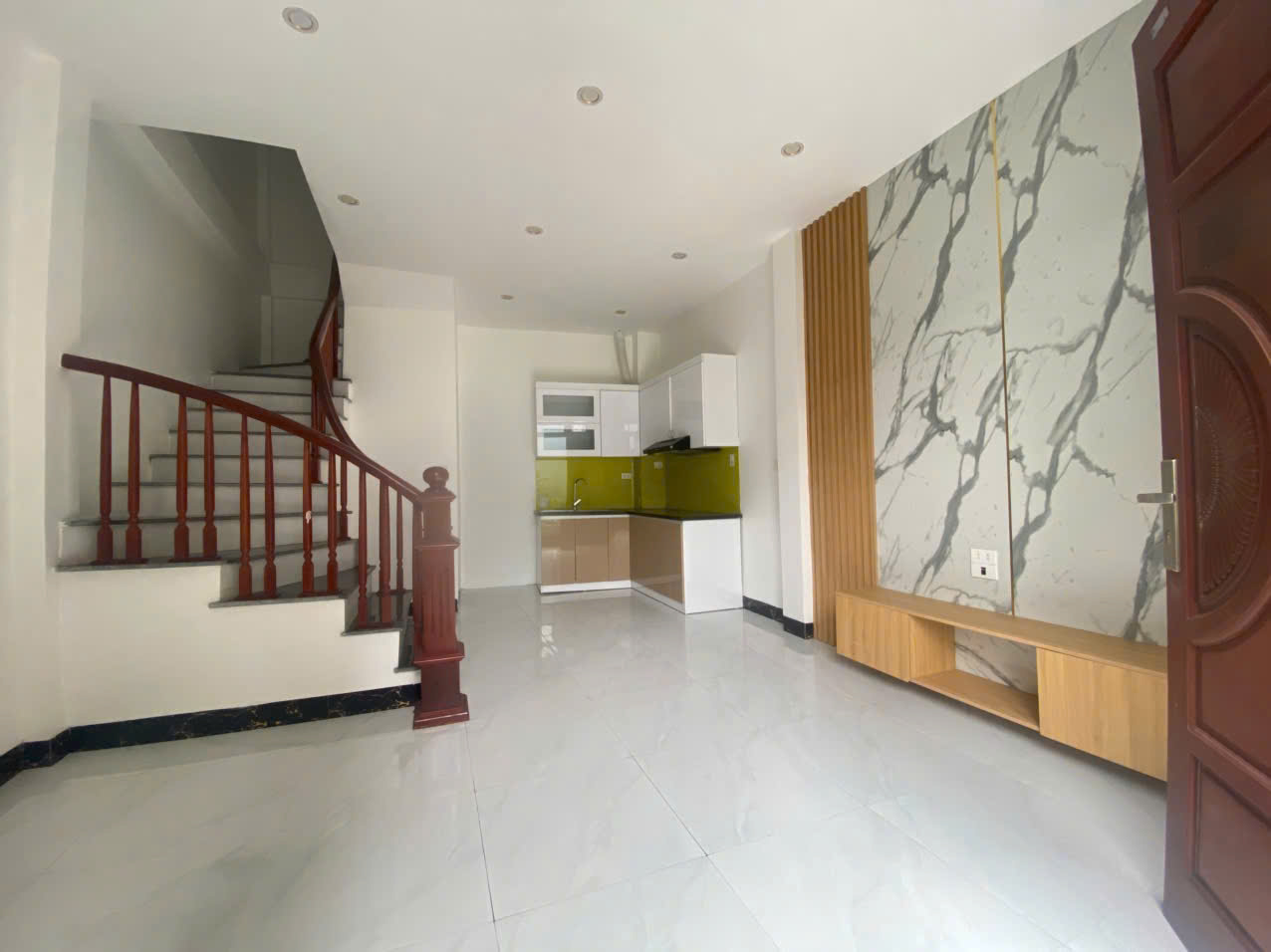 Nhà đẹp - vị trí cực hiếm - giá trị thực cho người mua nhanh 15989776