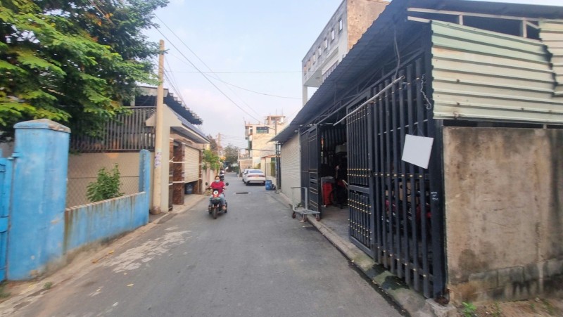 Bán dãy trọ ngay ĐHQG TPHCM,chỉ tính giá đất,SHR đường 2 ô tô,có sẵn dòng tiền 15989799