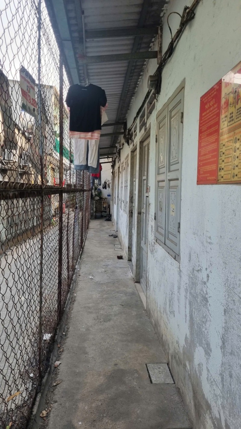 Bán dãy trọ ngay ĐHQG TPHCM,chỉ tính giá đất,SHR đường 2 ô tô,có sẵn dòng tiền 15989803