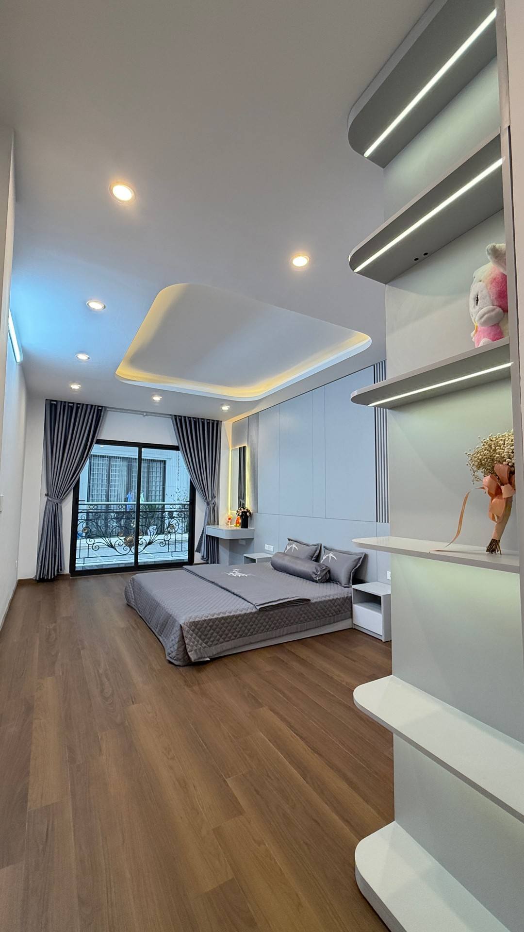 Bán nhà phố Vạn Bảo, Ba Đình, ngõ thoáng sáng, gần phố, dân trí cao, 42m, 5 tầng, 12.8 tỷ 15989809