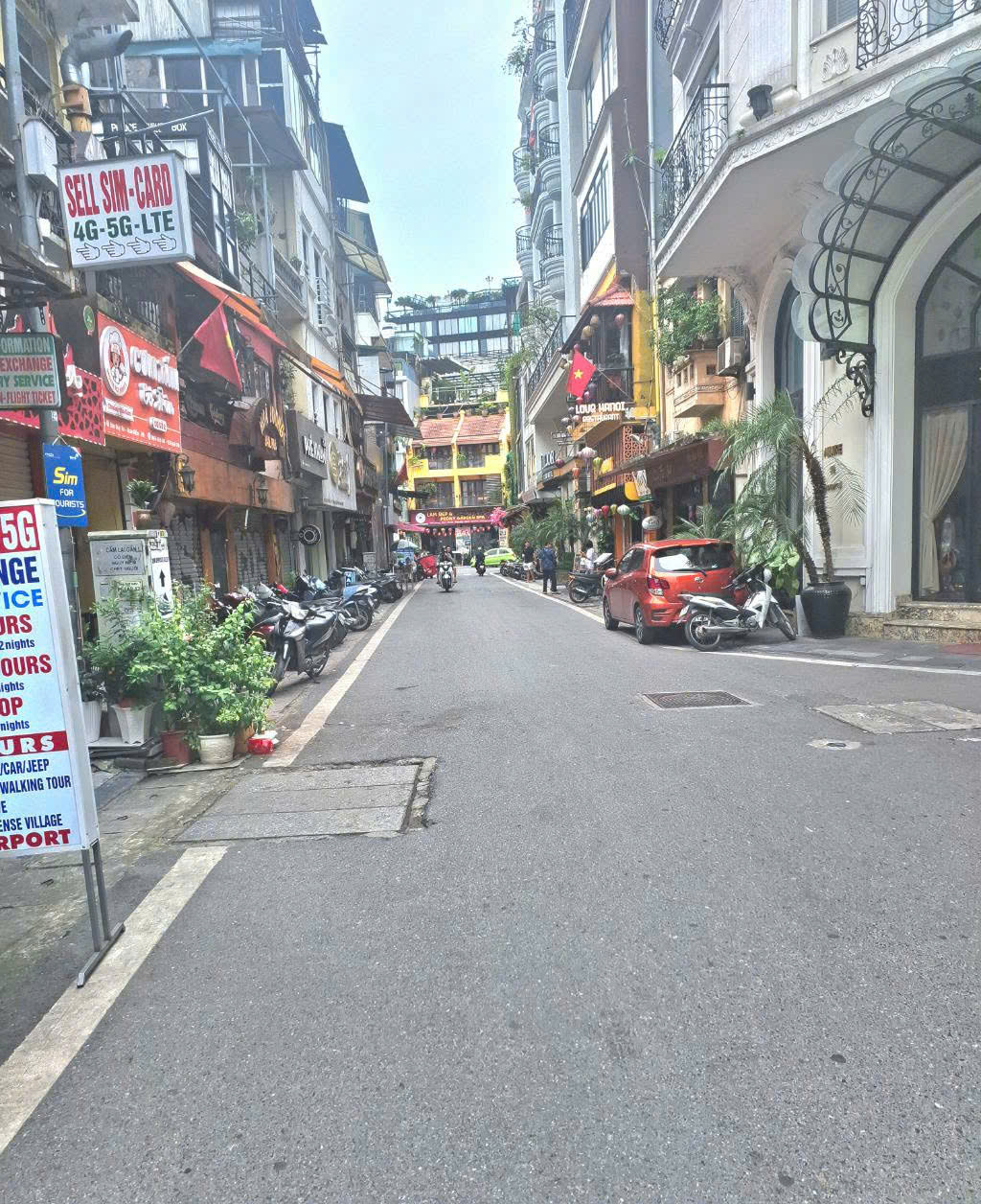 HOMESTAY MÃ MÂY TT HOÀN KIẾM KD DÒNG TIỀN 50 TRIỆU/ THÁNG 21 TỶ 
 15989817