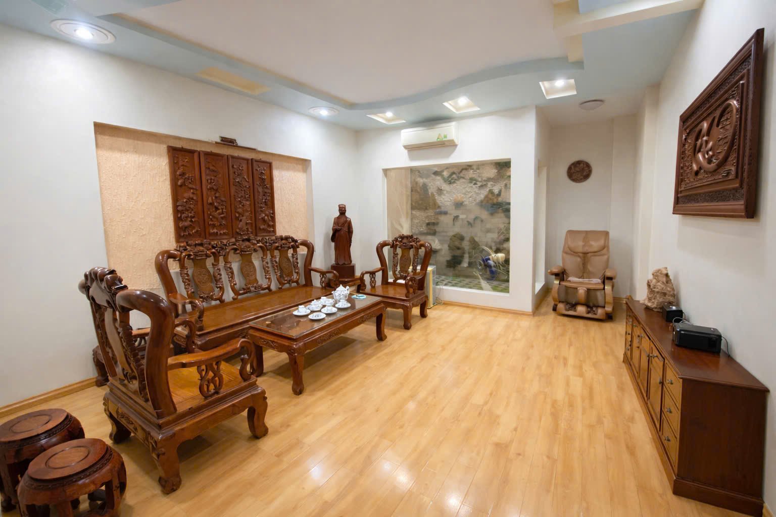 ⛔⛔Nhà mặt đườngLê Văn Thuyết - 80m 5 tầng - sát ngã 4 - vị trí cực đẹp 15989872