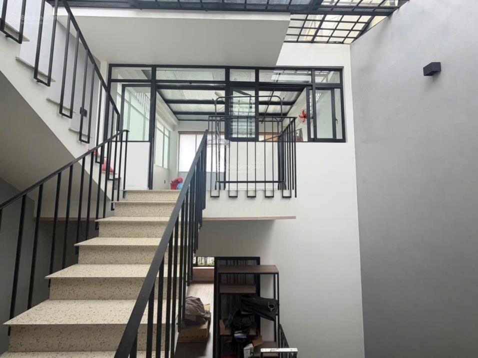 Nhà đẹp ở ngay tọa lạc tại 109/ Nguyễn Kiệm khu trung tâm sầm uất DT 5,2x20m, 9 tỷ TL 15989886