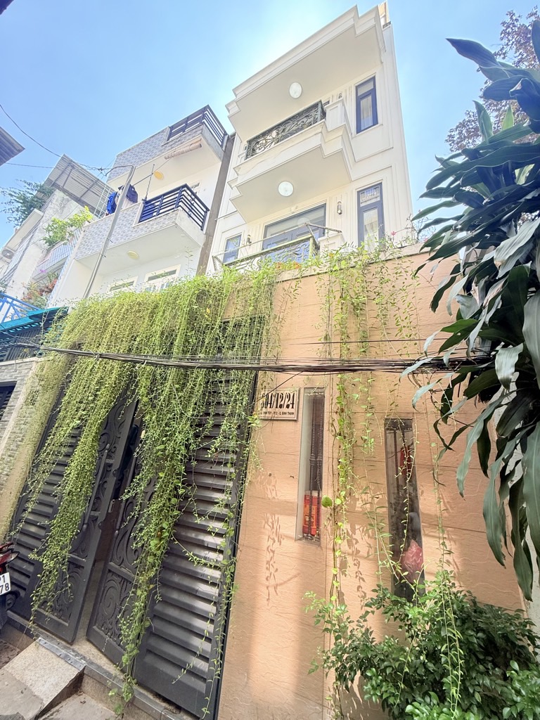 Siêu phẩm nhà bán sát mặt tiền Bùi Đình Túy, Bình Thạnh, 45 m2, giá chỉ 6,9x tỷ
 15989888