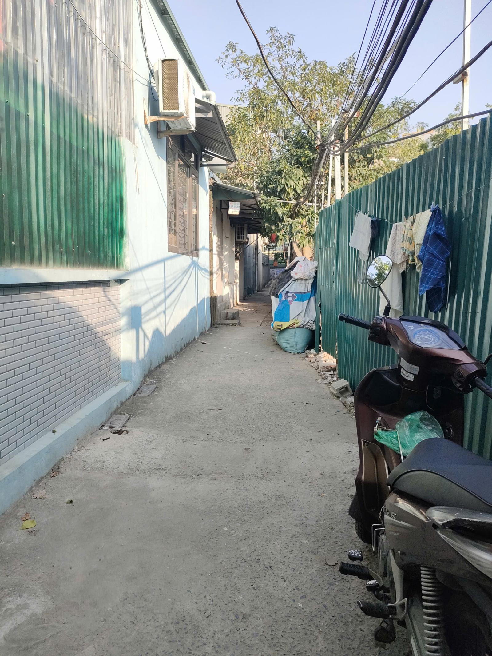 Bán gấp giá rẻ Giải Phóng 63m, cấp 4, mặt tiền 4m, 950 triệu Hoàng Mai. 15989935