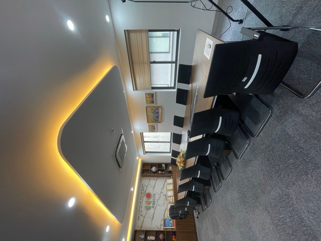 Bán nhà mặt phố khu Trung Hòa, phân lô ô tô tránh, 100m2, ngoài 40 tỷ 15989936