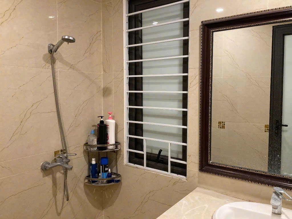 Bán gấp giá rẻ Nguyễn Khang 37m, 5 tầng, mặt tiền 5m, 9.8 tỷ Cầu Giấy. 15989940