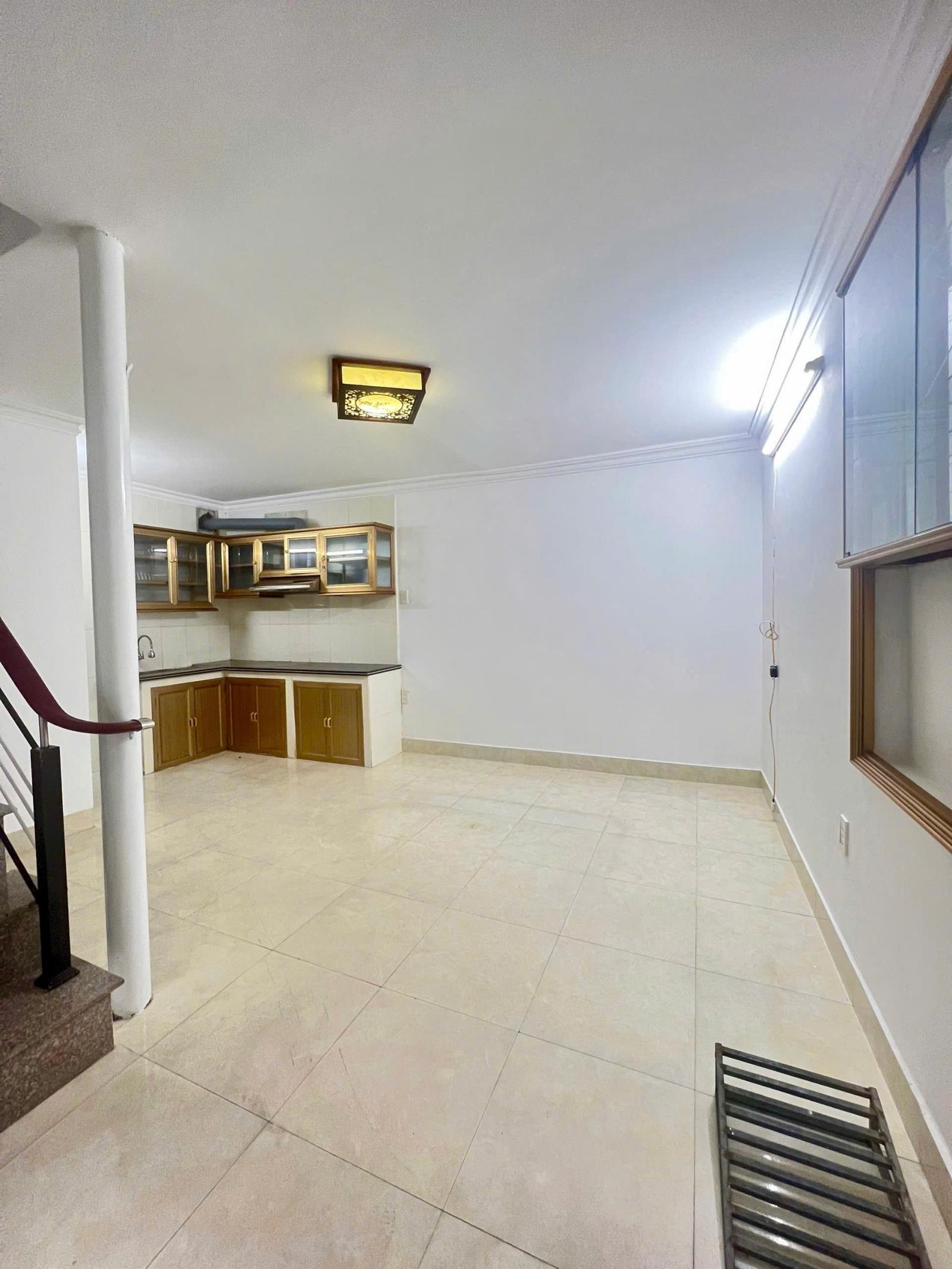 BÁN NHÀ 3 TẦNG NGÕ 121 AN ĐÀ – NGÔ QUYỀN – Ở NGAY – GIÁ 1,79 TỶ 15989984