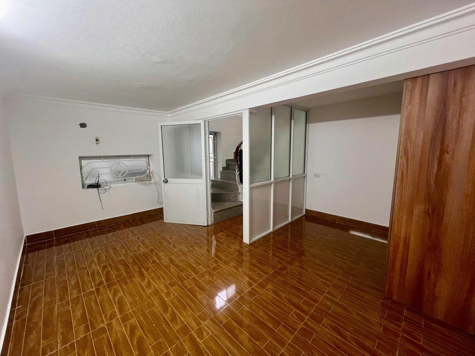 BÁN NHÀ 3 TẦNG NGÕ 121 AN ĐÀ – NGÔ QUYỀN – Ở NGAY – GIÁ 1,79 TỶ 15989984