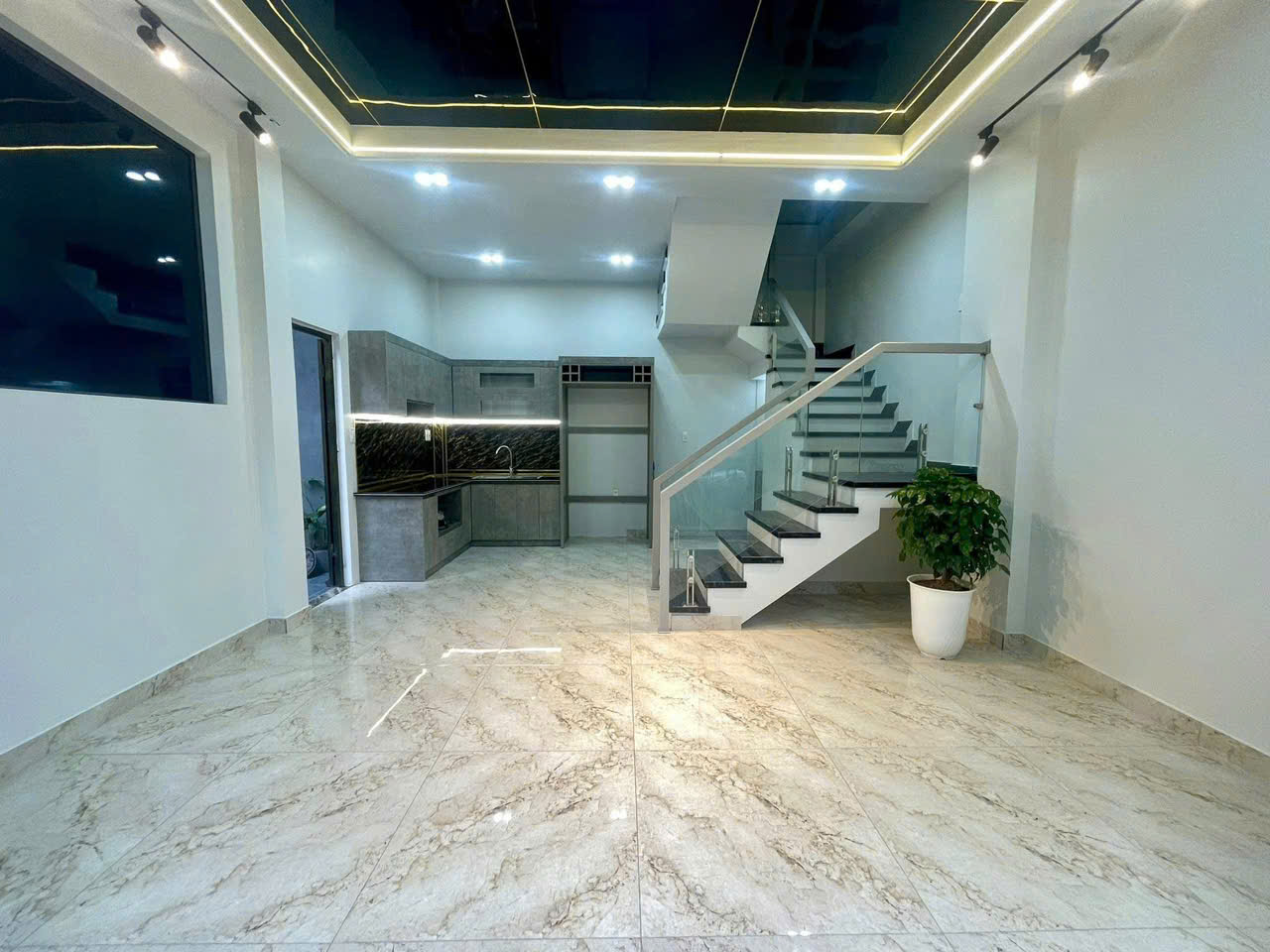 BÁN NHÀ LÔ GÓC NGÕ 46 LẠCH TRAY – NGÔ QUYỀN – GIÁ 3,7 TỶ 15989987