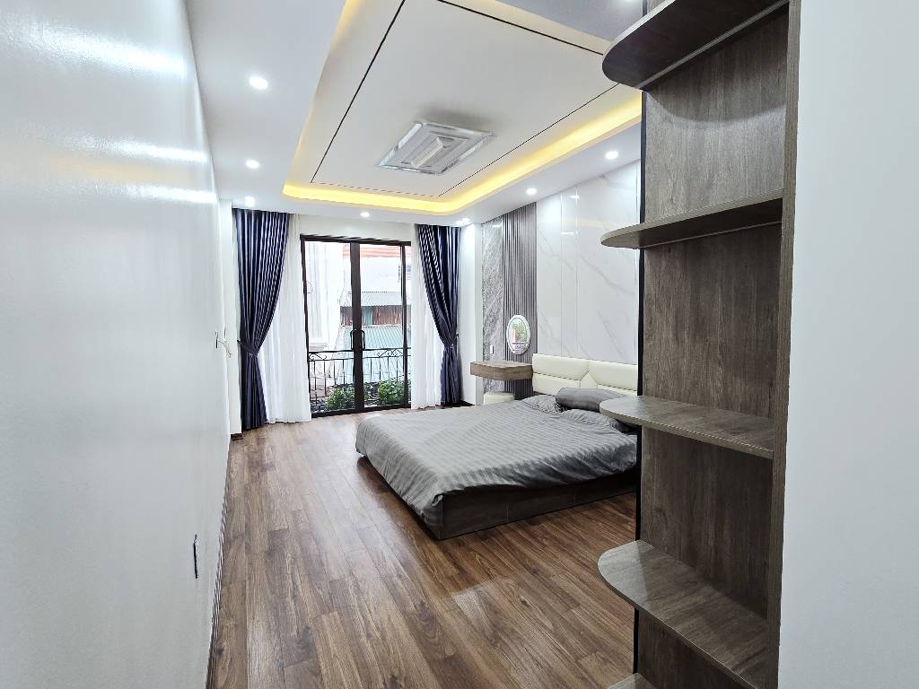 🏆 MẶT ĐƯỜNG KINH DOANH Ô TÔ TRÁNH VÙ VÙ–6 TẦNG THANG MÁY–SÁT GARDEN CITY THẠCH BÀN🏆 15989995