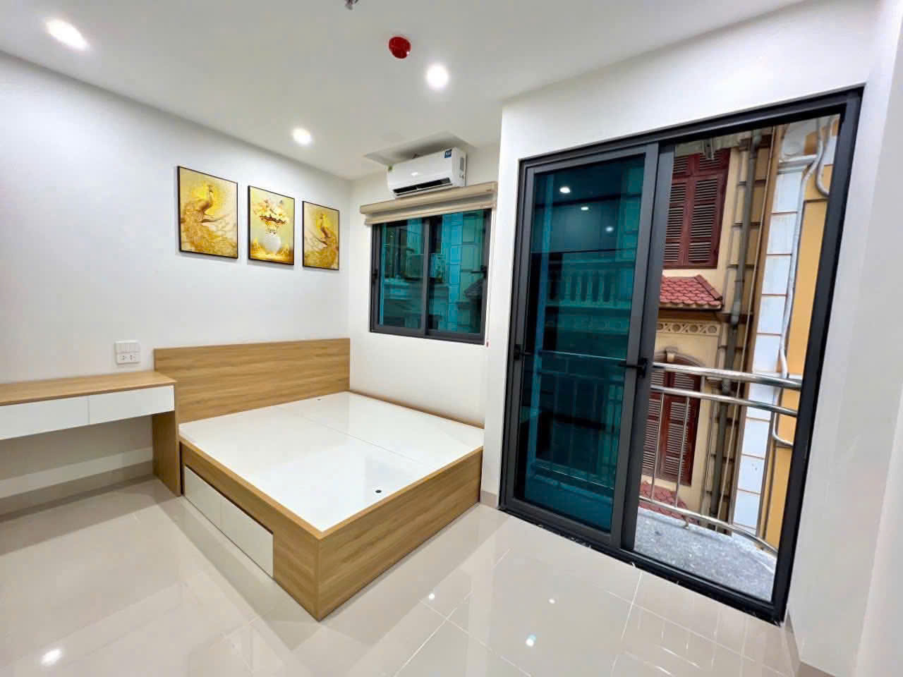 Nhượng phòng 1n1k 2 ban công thoáng tại Phường Láng Thượng, Đống Đa, Hà Nội 15989994