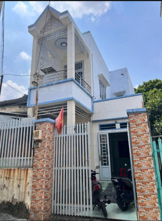 Nhà Trường Thọ 100M² – Ngang 8M Hiếm – Hẻm Ô Tô – Gần Metro Đặng Văn Bi – Chỉ 3.9 Tỷ 15990017