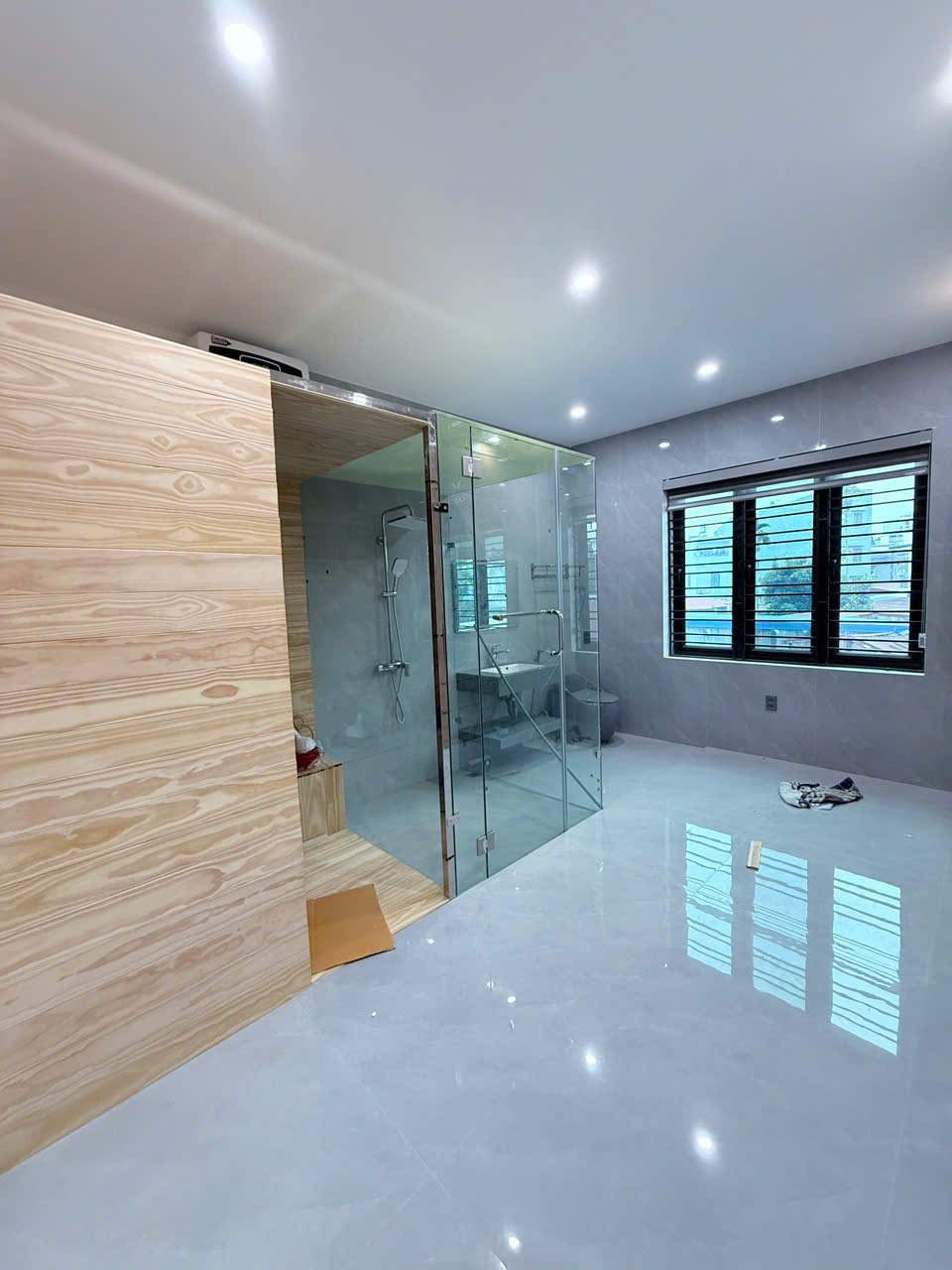 NHÀ ĐẸP 5 TẦNG CÓ THANG MÁY – TUYẾN 2 LÊ HỒNG PHONG, HẢI AN 15990038