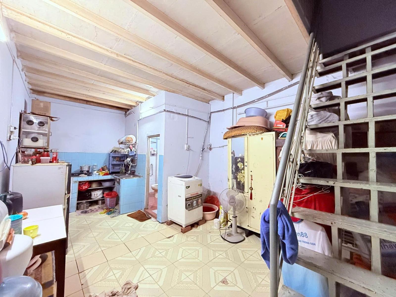 NHỈNH 3 TỶ - CÓ NHÀ CẤP 4 - 72M2 - CHO THUÊ 5tr - NGAY ĐÔNG HƯNG THUẬN - XE HƠI QUAY ĐẦU - KHU XÂY 15990070