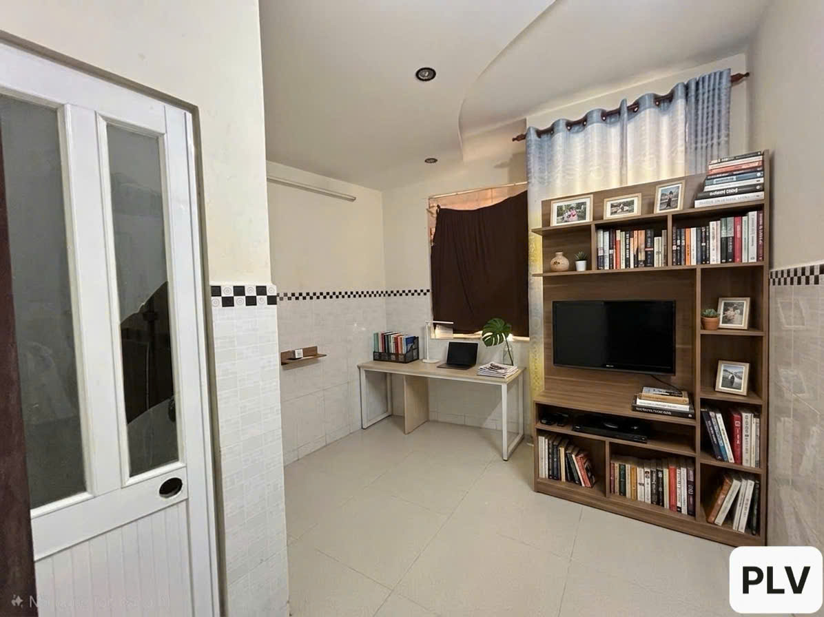 Bán nhà ngay chợ Tân Bình - 35m2 - 4 tầng kiên cố - chỉ 4.5 tỷ(tl) 15990098