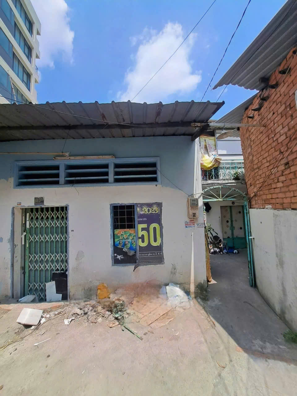 Dãy trọ 6 × 22_(cấp 4 ) có Dòng tiền 20tr/thg. Sát bên Trường ĐH MERKETING Q7_Khu hiện hữu _sổ riêng 15990140