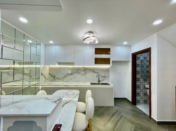 SIÊU HIẾM - NHĨNH 3TỶ - QUẬN 7 - NGANG 6M - 2 TẦNG - NHÀ MỚI ĐẦY ĐỦ NỘI THẤT SANG XỊN  - CÁCH PHỐ 15990147