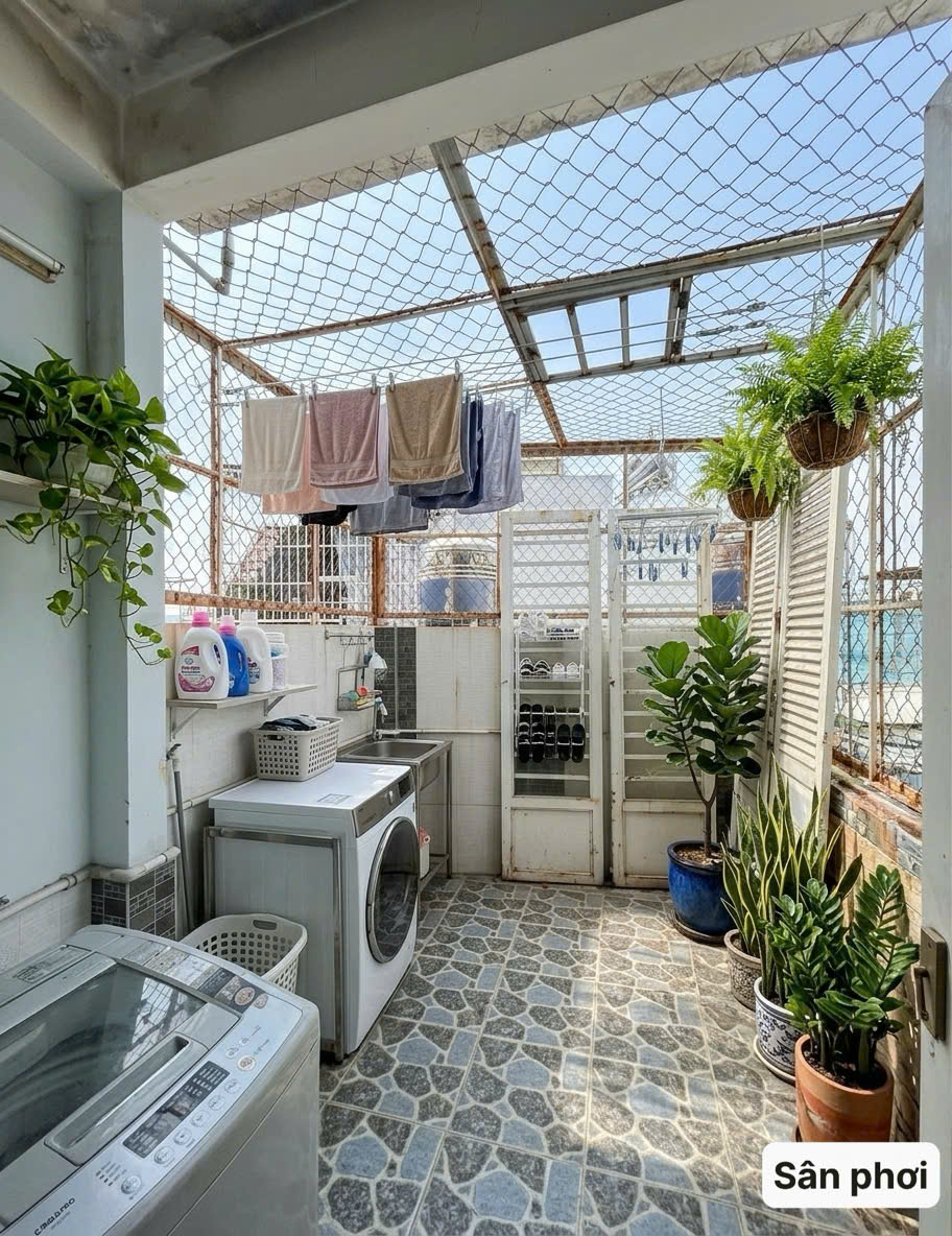 Bán nhà Lạc Long Quân, P10, Tân Bình - 4 tầng - 35m2 - chỉ 4.5 tỷ 15990149