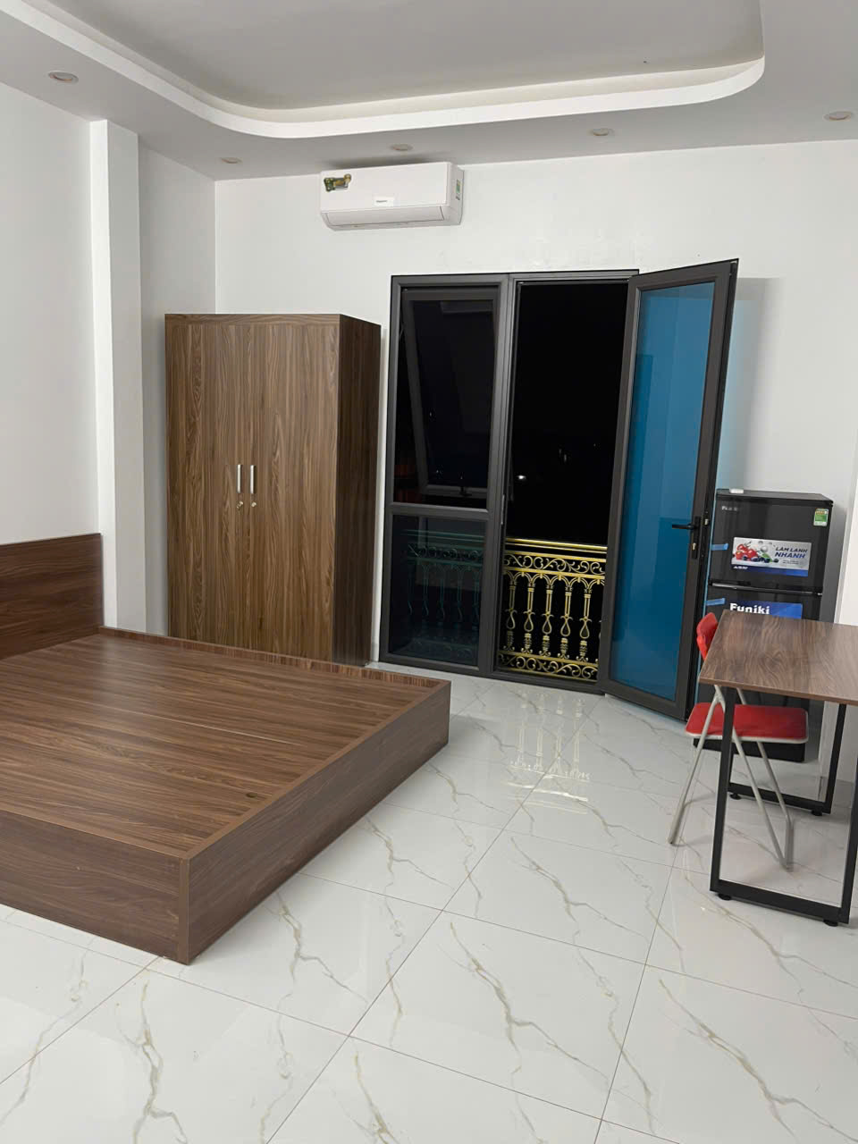 CHÍNH CHỦ CHO KHAI TRƯƠNG CCMN.CÓ THANG MÁY.ƯU ĐÃI LỚN CHO BẠN NÀO VÀO Ở LUÔN NHÉ 15990198