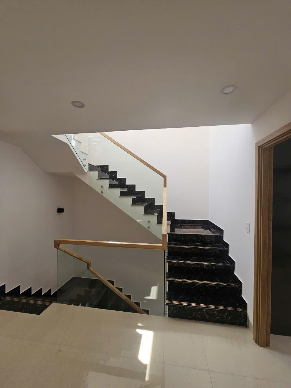 Nhà đất cho thuê Elite Life 13tr, 4 tầng 15990236