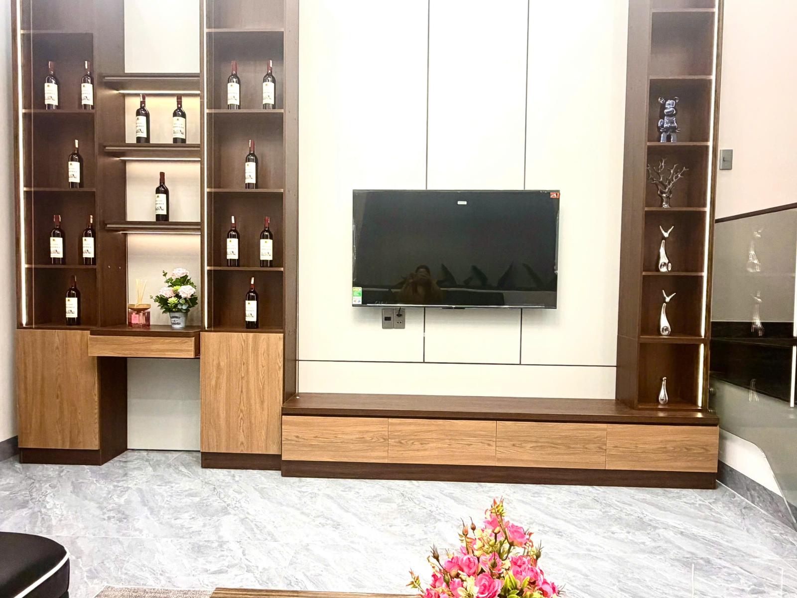 🚨🚨 Nhà mê lửng - thiết kế hiện đại, trẻ trung - hẻm Đinh Công Tráng - trung tâm TP ♨️♨️ 15990242