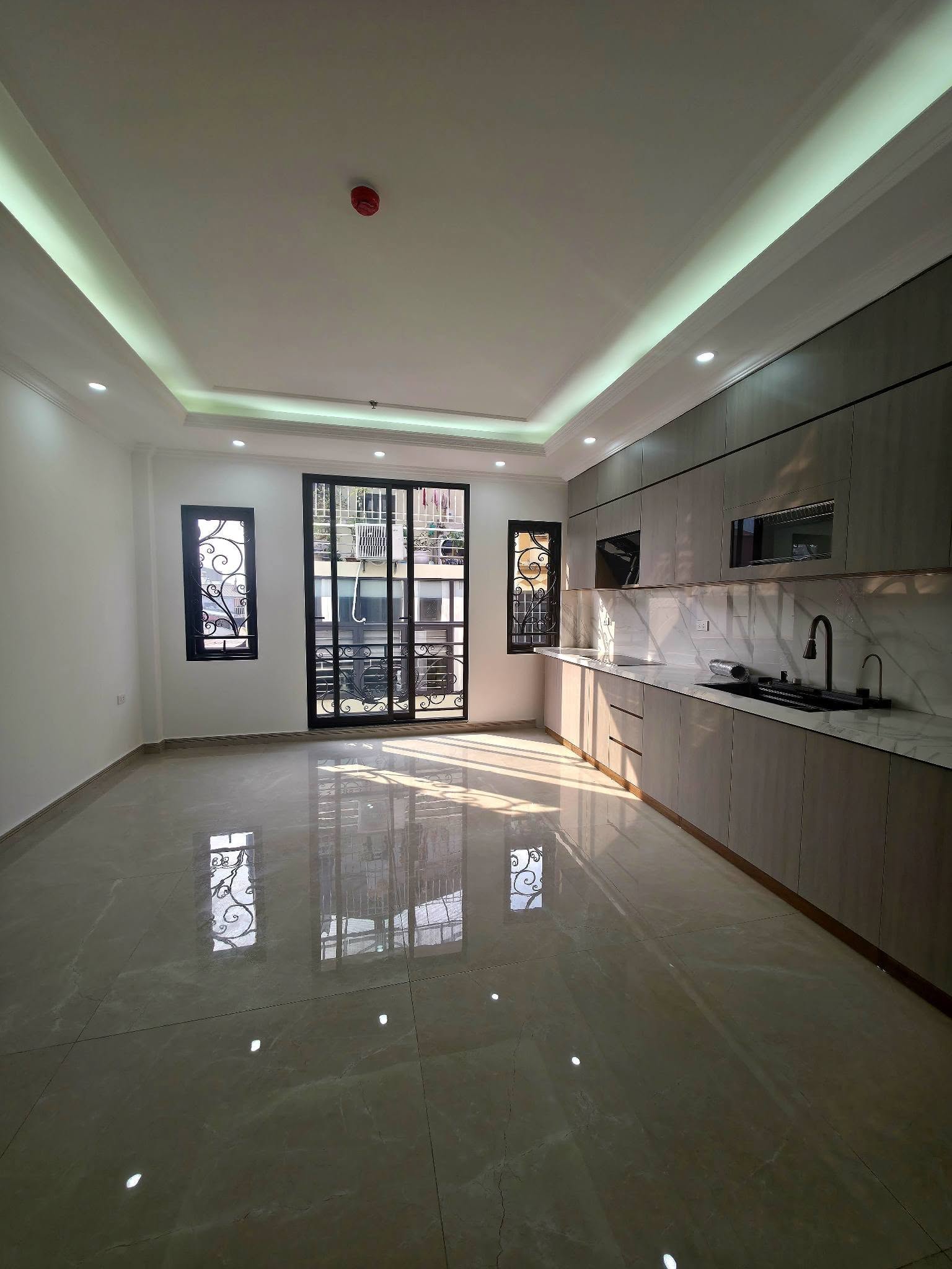 🔅 PHÂN LÔ VỈA HÈ Ô TÔ TRÁNH PHẠM TUẤN TÀI, 46M2 7 T THANG MÁY, MT 4.5M, CHỈ 26.5 TỶ 🔅 15990248