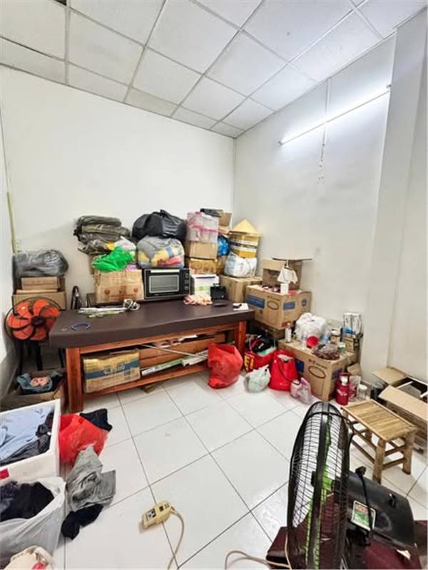 Nhà HXH Đường Huỳnh Văn Bánh Phường 17 Cũ Phú Nhuận. 15990256