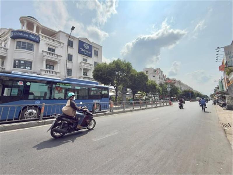 Nhà HXH Đường Phan Văn Trị hường 10 Cũ Gò Vấp. 15990257