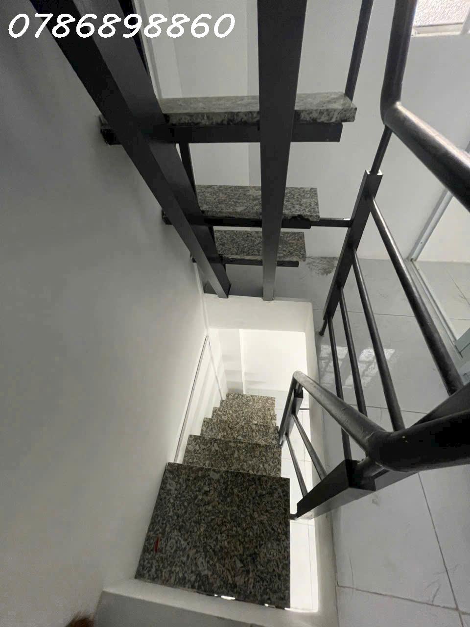 NHÀ GIÁ RẺ QUẬN 7 – CHỈ 890 TRIỆU 15990284