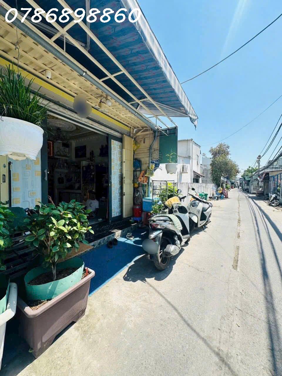 NHÀ 1 LẦU – HẺM XE HƠI 376 HUỲNH TẤN PHÁT Q7 15990286