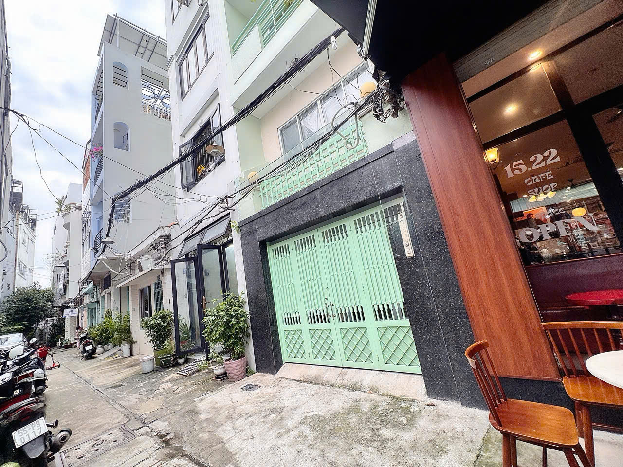 CHÍNH CHỦ 1 ĐỜI SỔ - BÁN NHÀ 2 TẦNG XE HƠI NGỦ TRONG NHÀ Đ.ĐINH CÔNG TRÁNG, QUẬN 1 - NGANG ĐẸP 15990385